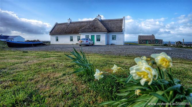 Luxurious Beach Cottage,Ballyconneely, Connemara, County Galway, Ireland