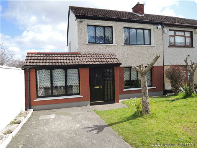 32, Sycamore Drive, Kingswood , Tallaght,   Dublin 24 