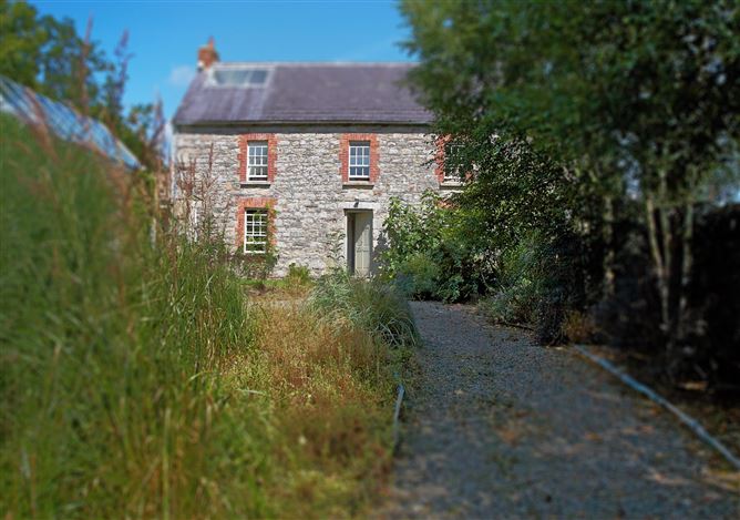 The Farmhouse, Ballilogue