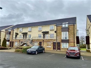 Main image of 6 Drumharlow, Shannon Court, Carrick-on-Shannon, Leitrim