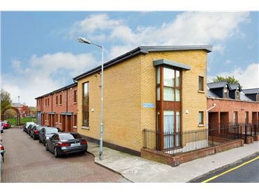 Savills Central Dublin, Estate Agent in 20 Dawson Street, Dublin 2 - MyHome.ie