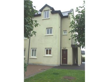 Main image of 12 Courthouse View, Landmark Court, Carrick On Shannon, Co Leitrim