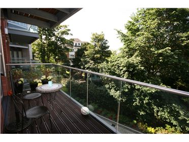 Main image of 40 Lansdowne Wood, Lansdowne Road, Ballsbridge,   Dublin 4