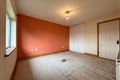 10 Woodside Park