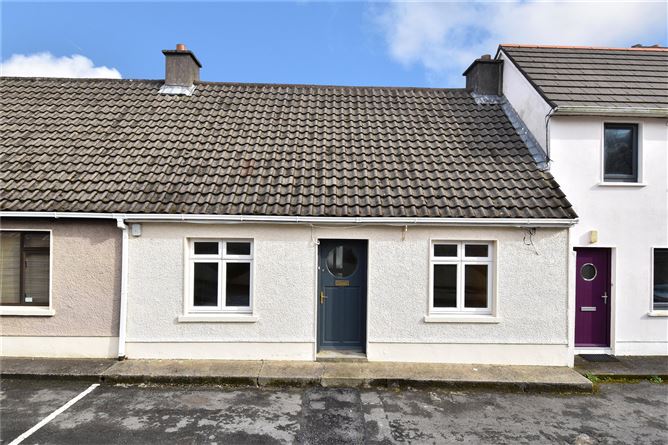 17 Lenaboy Avenue,Salthill,Galway,H91CRA0