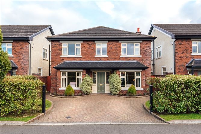 3 Racecourse Gate,Naas,Co. Kildare,W91 YP62