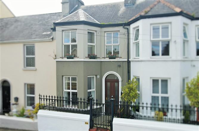 3 Cathedral Street