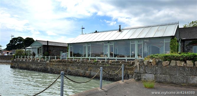 Quay House &amp; Cottage,Carligford Lough, County Louth, Ireland