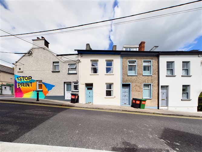 16 Convent Hill, Waterford