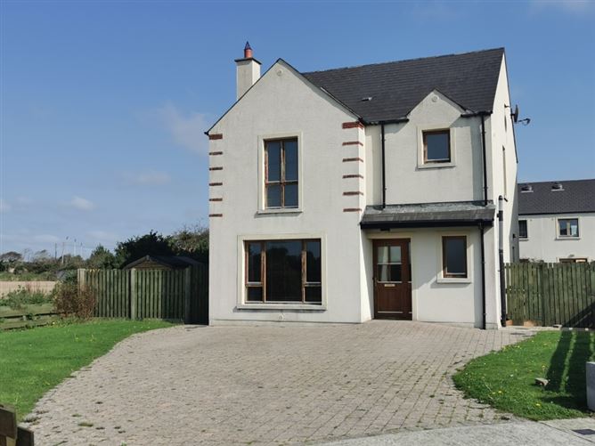 10 The Grange, Kilmore Village, Wexford