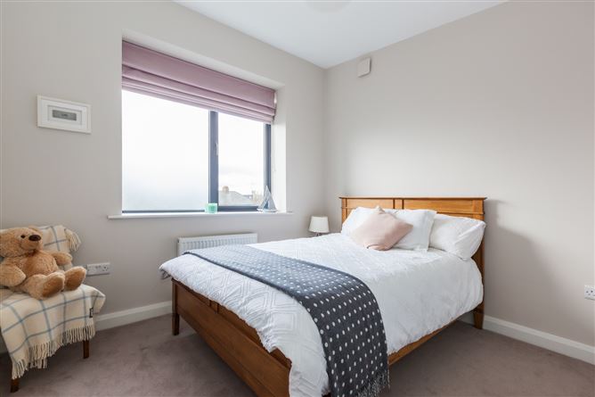 11 Castle Vernon, Clontarf, Dublin 3