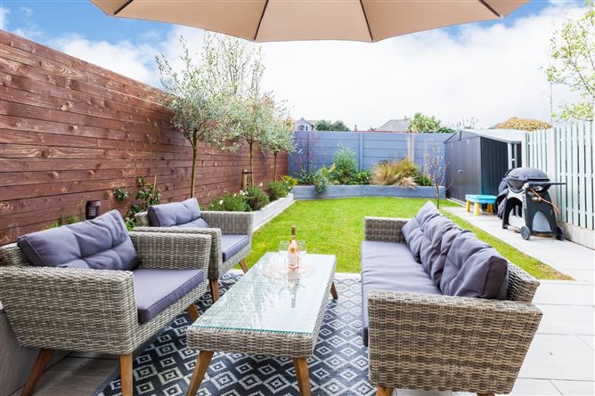 11 Castle Vernon, Clontarf, Dublin 3