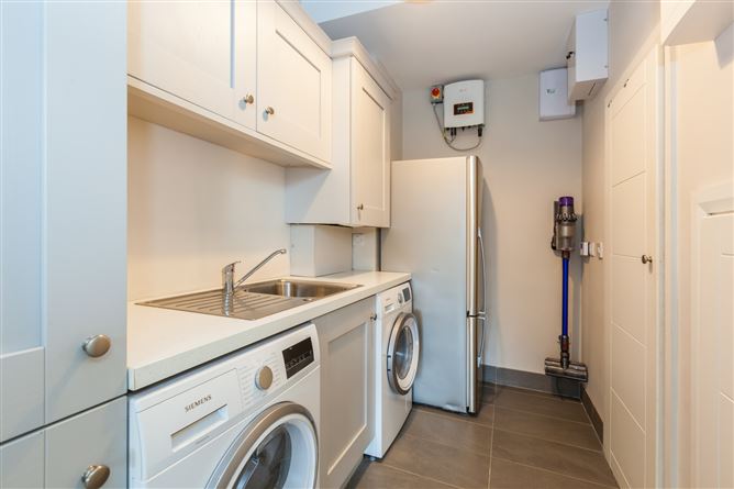 11 Castle Vernon, Clontarf, Dublin 3