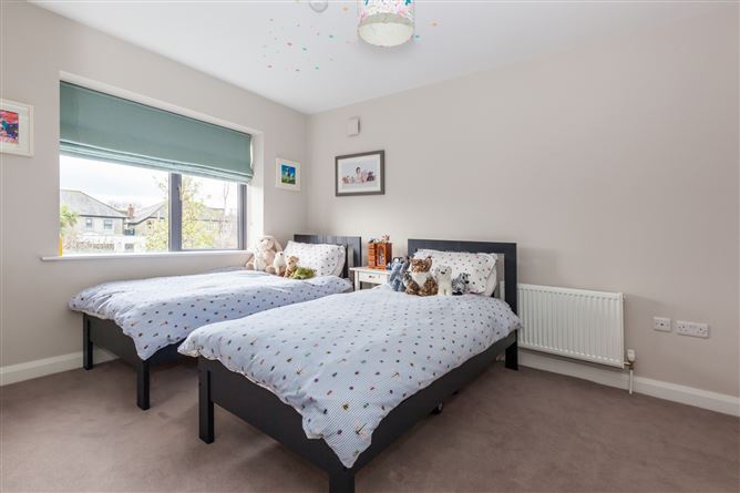 11 Castle Vernon, Clontarf, Dublin 3