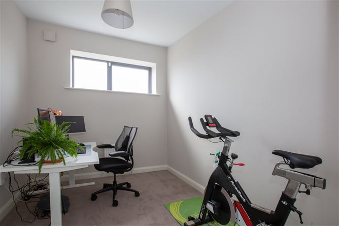 11 Castle Vernon, Clontarf, Dublin 3