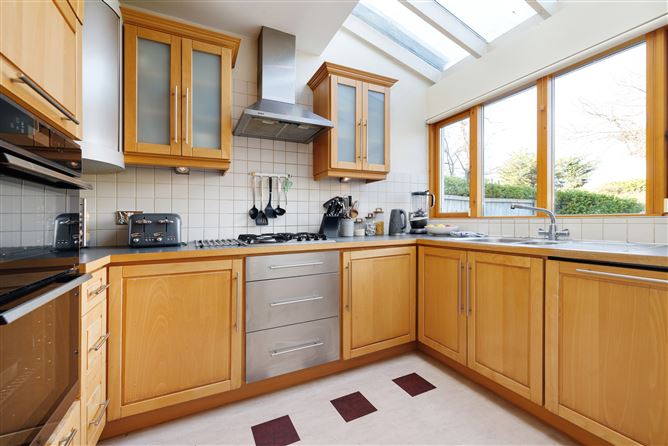 2A Taney Park, Dundrum, Dublin 14