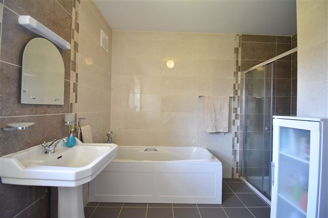 Sleepy Hollow, Ballinure, Marshalstown, Enniscorthy, Wexford