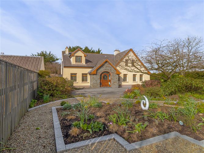 Loughbrown, Curragh, Kildare