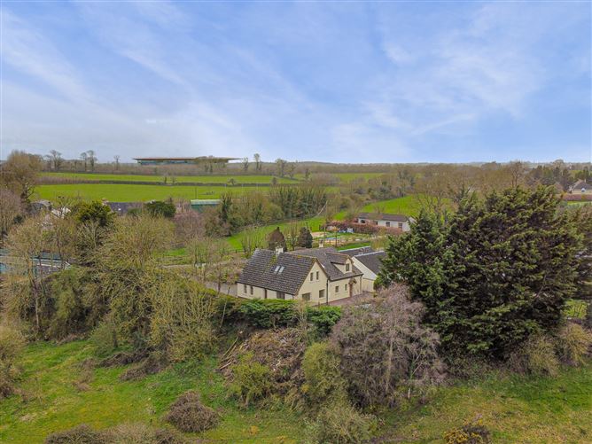 Loughbrown, Curragh, Kildare