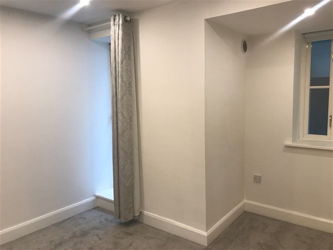 3 Owenstown Lodge, Mount Merrion, County Dublin Lynam Auctioneers