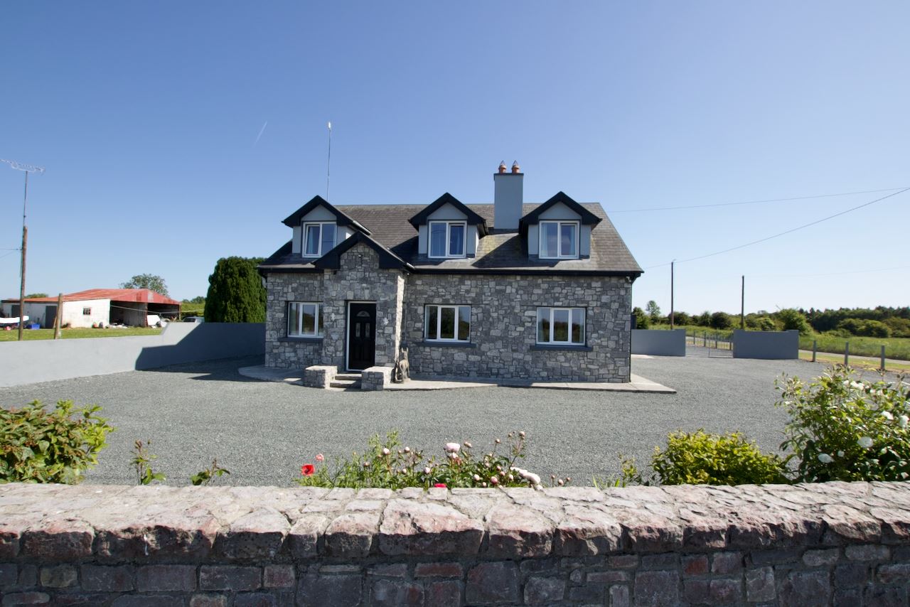 Cloonfiugh, Killashee, Longford