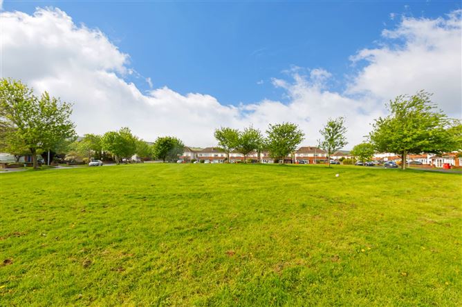 1 Oakdale Crescent, Ballycullen, Dublin 24, County Dublin