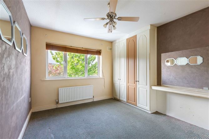 1 Oakdale Crescent, Ballycullen, Dublin 24, County Dublin