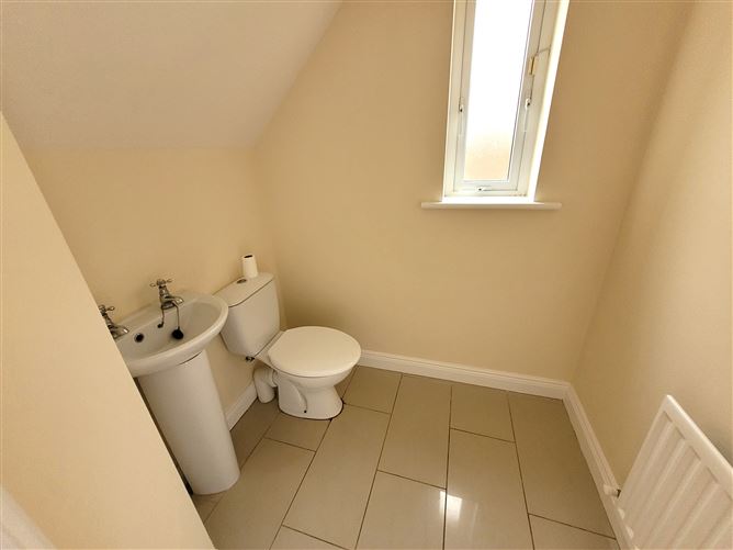 8 Rosehall, Crosslanes, Drogheda, Louth