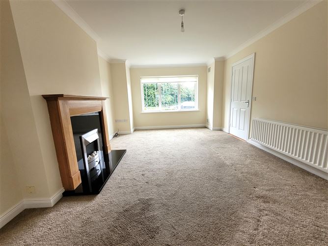 8 Rosehall, Crosslanes, Drogheda, Louth