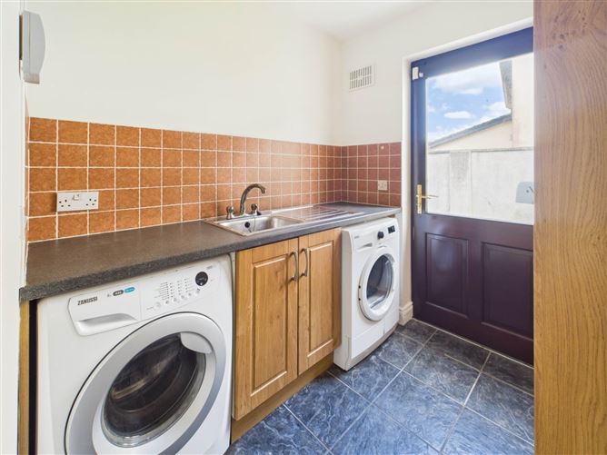 27 Bridgefield Manor, Athy, County Kildare