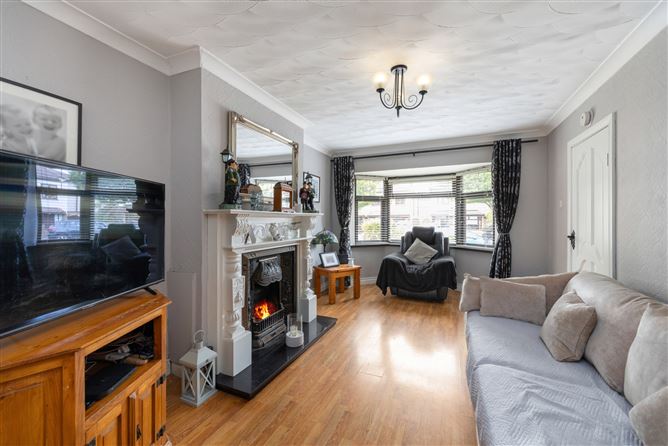 13 Oak Green, Royal Oak, Santry, Dublin 9