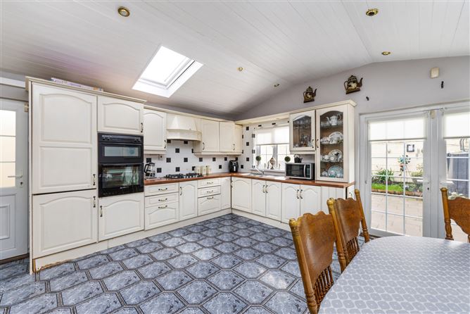 13 Oak Green, Royal Oak, Santry, Dublin 9