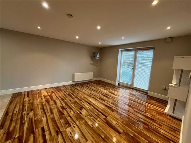 Eaton Green, Rathcoole, Co. Dublin