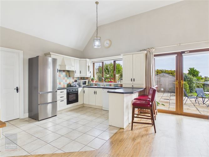 9 Sea Vista, Ballaghablake, Curracloe, Wexford