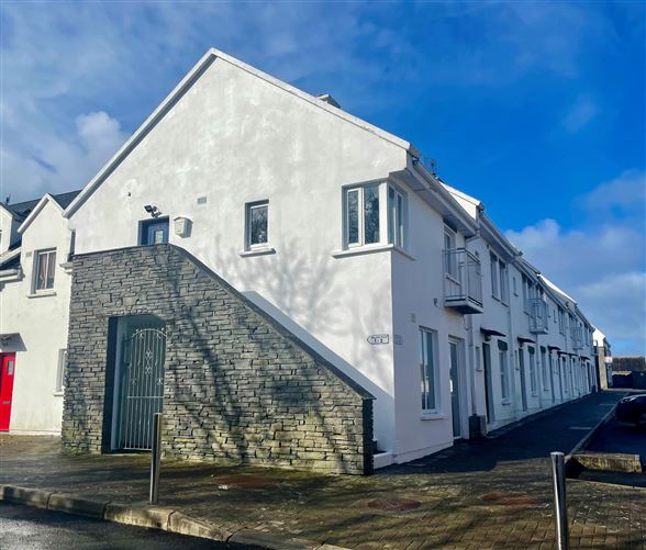 Main image for 2 Holland Place, Liscannor, Clare
