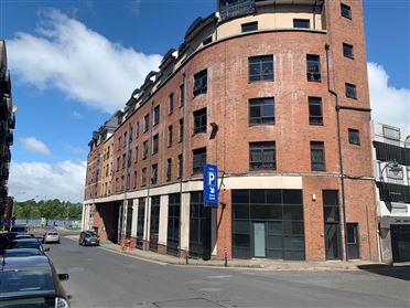 103 Kenneth House Apartments. Mount Kenneth Place, Dock Road