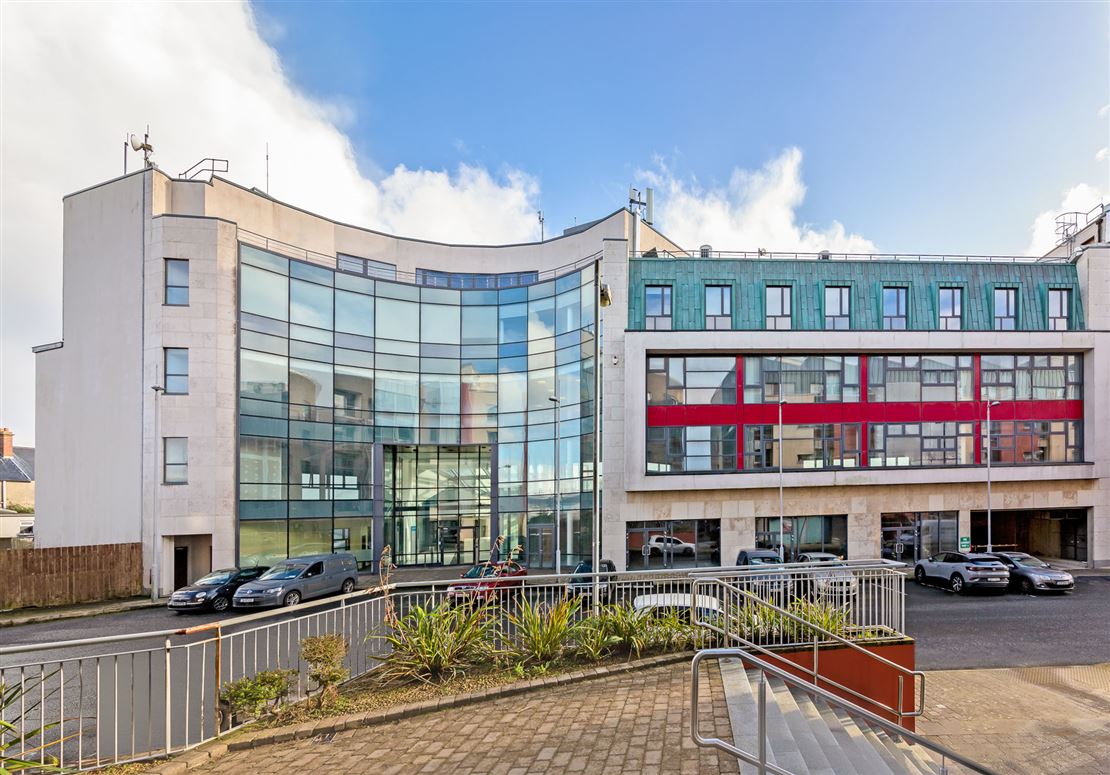 Pearse Plaza, Pearse Road, Sligo City, Sligo