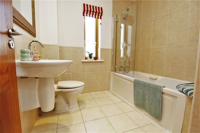 36 Redwood, Hollystown, Dublin 15
