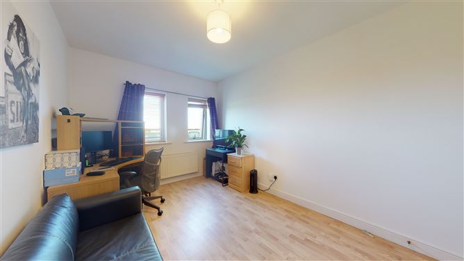 7 King's Hall, Waterside, Malahide, Dublin