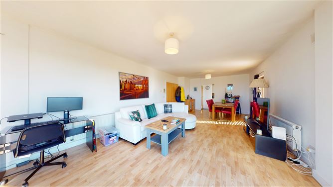 7 King's Hall, Waterside, Malahide, Dublin
