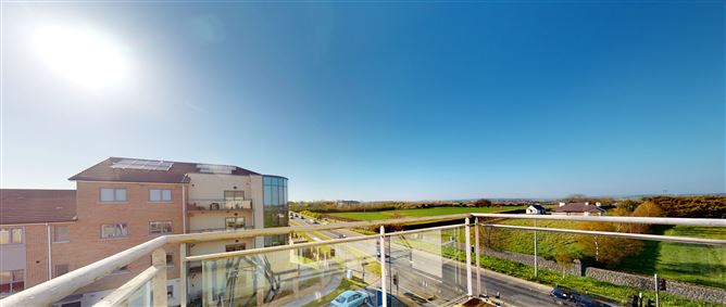 7 King's Hall, Waterside, Malahide, Dublin