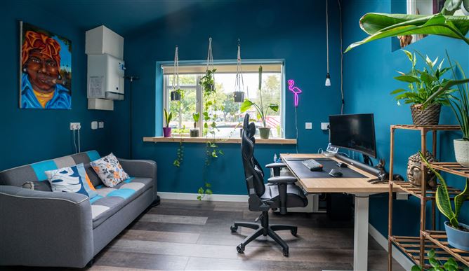 552 Collins Avenue West, Whitehall, Dublin 9