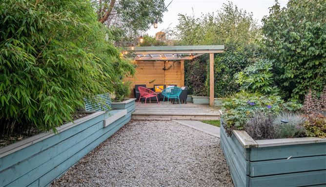 552 Collins Avenue West, Whitehall, Dublin 9