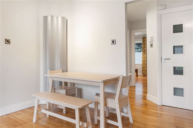1 The Hazel Lodge, The Woodlands, Rathfarnham, Dublin 14