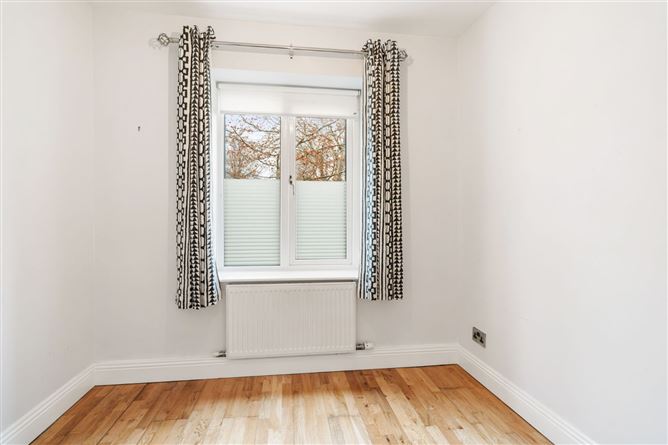1 The Hazel Lodge, The Woodlands, Rathfarnham, Dublin 14