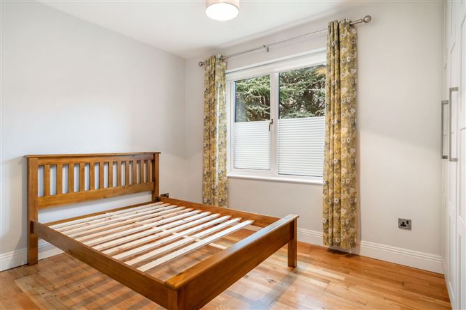 1 The Hazel Lodge, The Woodlands, Rathfarnham, Dublin 14