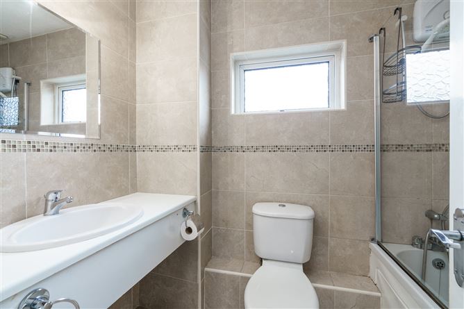 16 Delaford Drive, Knocklyon, Dublin 16