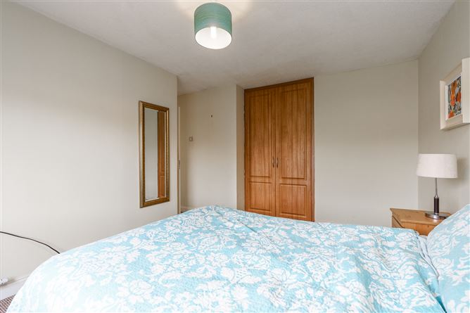 16 Delaford Drive, Knocklyon, Dublin 16