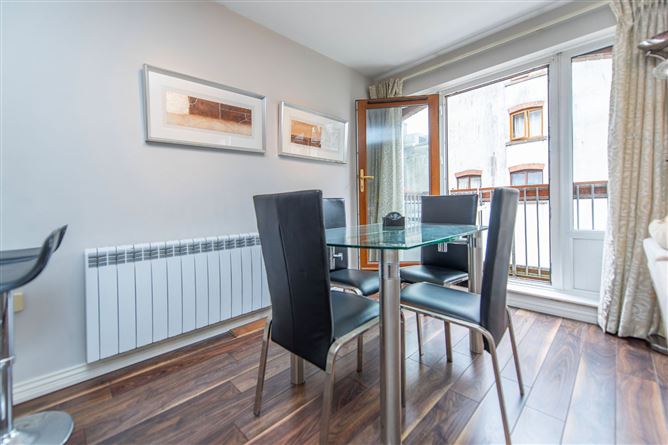 6 Kirwans Court, Kirwans Lane, Galway City, Co. Galway