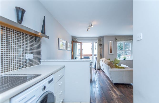 6 Kirwans Court, Kirwans Lane, Galway City, Co. Galway